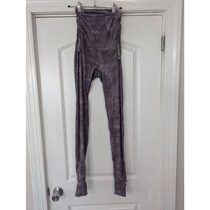 Lululemon Hug your Core‎ SHR Tights 28' R Leggings balletcore yoga